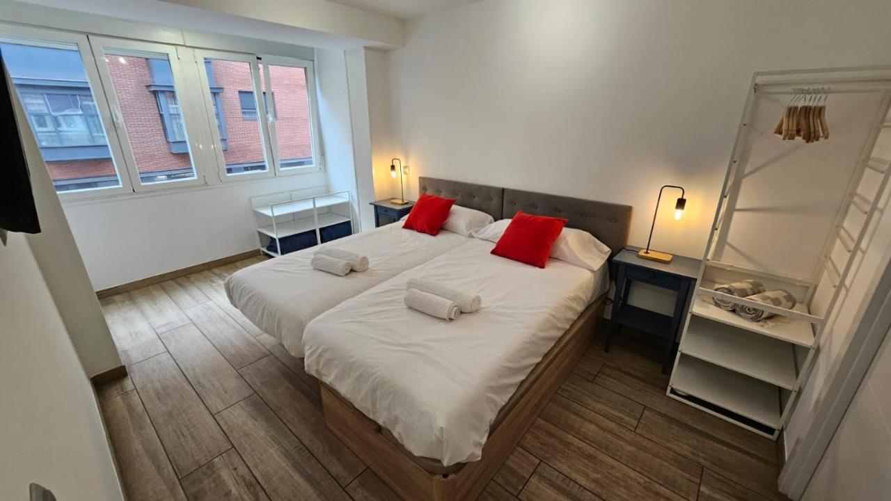 Luminoso Apartamento 6 Personas Pueblo Nuevo Madrid Bagian luar foto