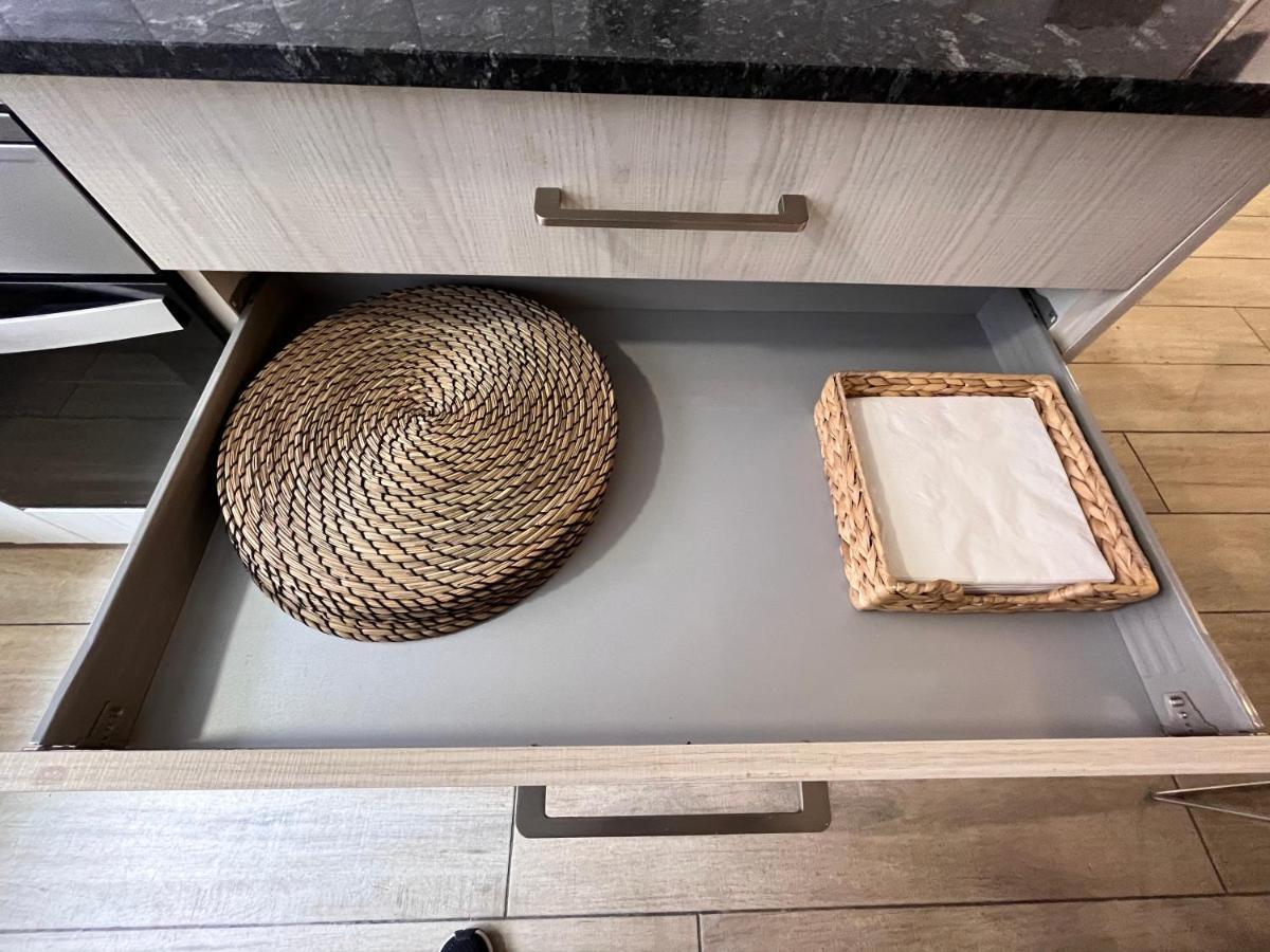 Luminoso Apartamento 6 Personas Pueblo Nuevo Madrid Bagian luar foto