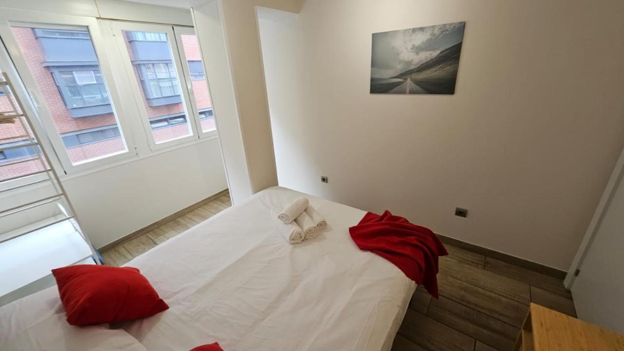 Luminoso Apartamento 6 Personas Pueblo Nuevo Madrid Bagian luar foto