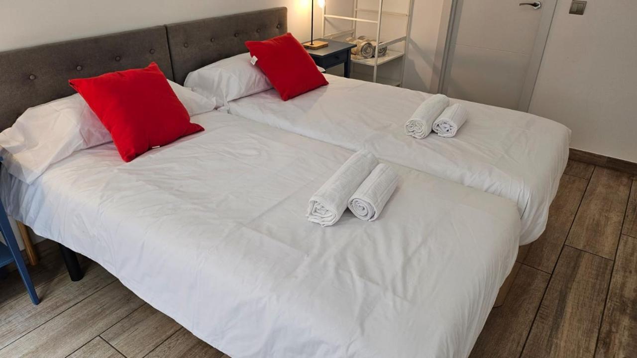 Luminoso Apartamento 6 Personas Pueblo Nuevo Madrid Bagian luar foto